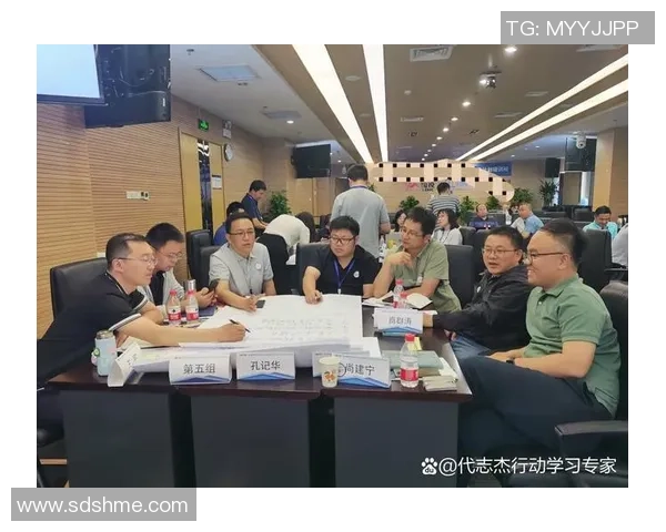 武汉足球队与成都足球队赛后复盘团队协作的成功与不足分析